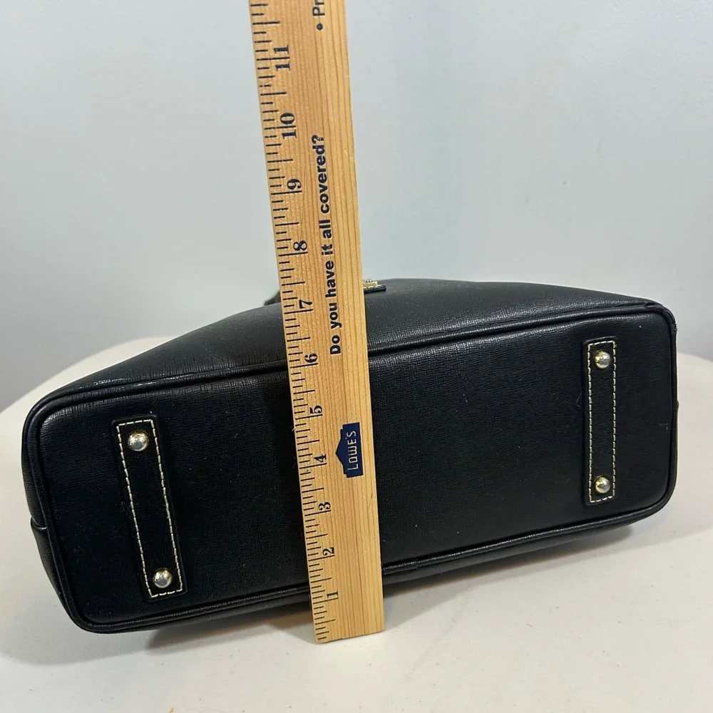 Dooney and Bourke staffiano leather purse